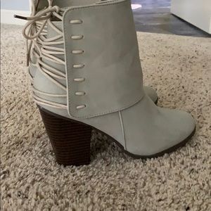 JG light gray leather boots size 8